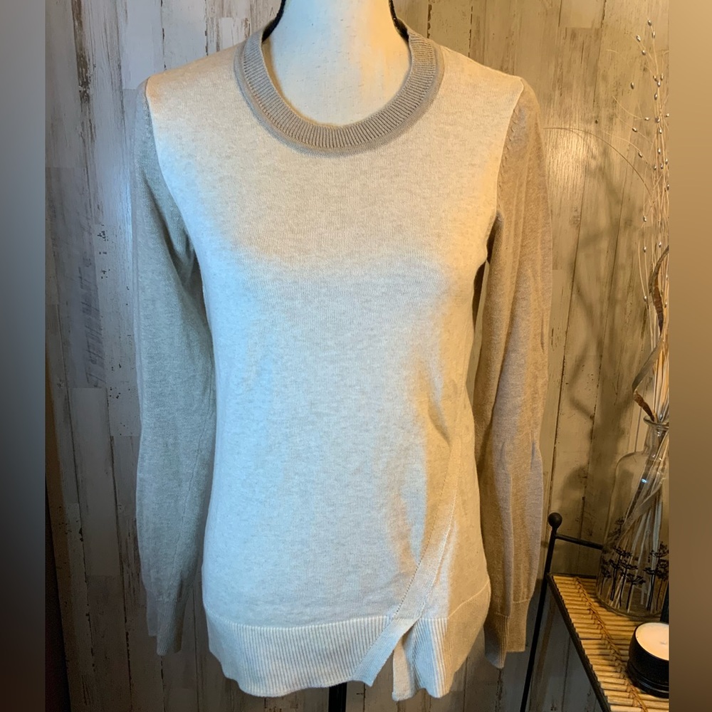 Prana baseball style crew neck sweater. Size XS